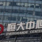 Las acciones de la filial de eléctricos de Evergrande caen 69 % tras más de un año congeladas