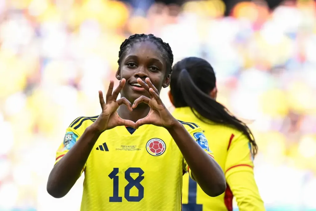 Linda Caicedo, hospitalizada tras sufrir una descompensación en el entrenamiento
