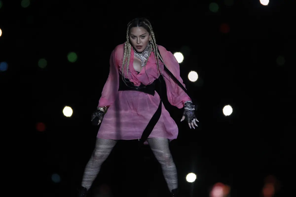 Madonna dice estar recuperándose de su emergencia médica y agradece el cariño de sus fans