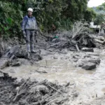Más de 100 familias evacuadas de Quetame tras avalancha mató a 21 personas en Colombia