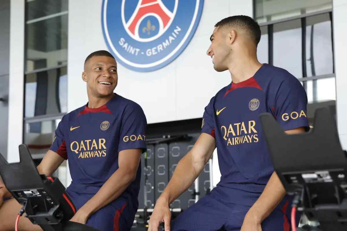 Mbappé regresa a los entrenamientos con el PSG