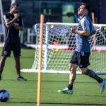 Messi y Busquets, sonrientes en el primer entrenamiento con el Inter Miami
