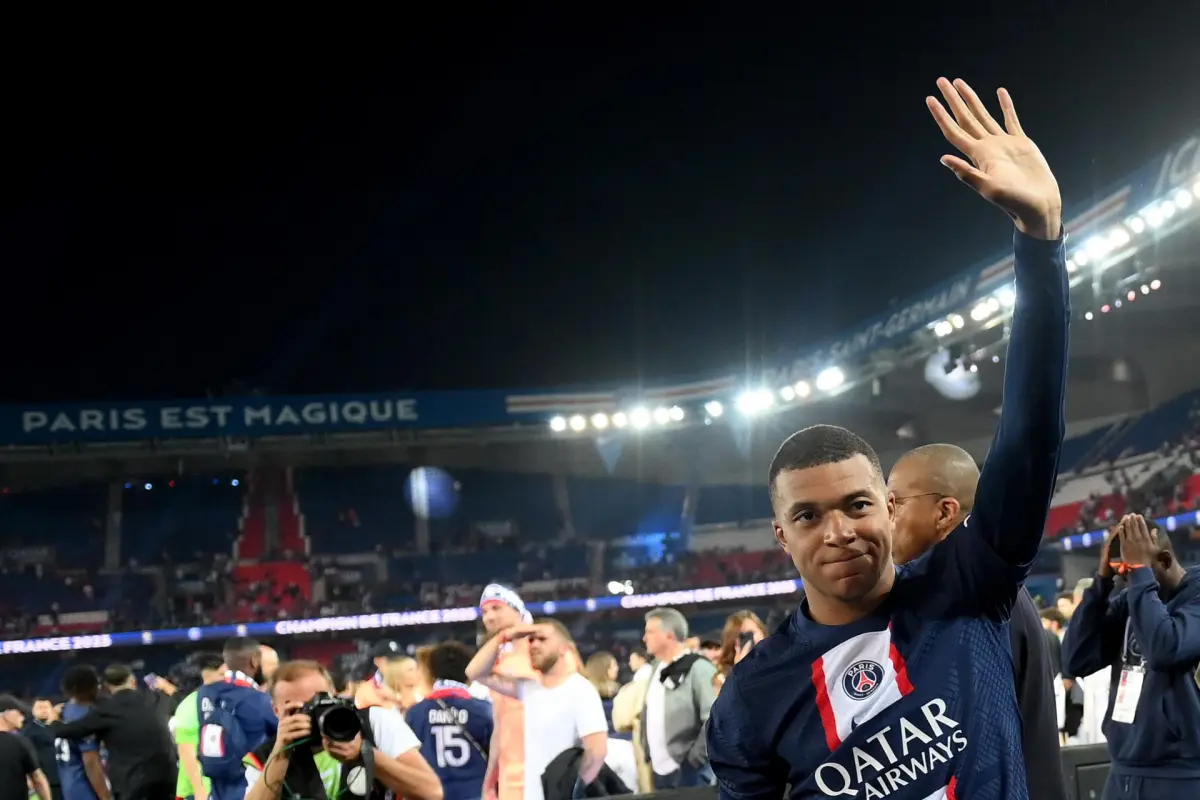 PSG recibe oferta récord Al-Hilal de 300 millones de euros para fichar a Mbappé
