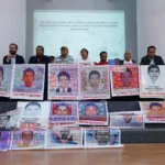 Padres de estudiantes de Ayotzinapa exigen reunirse con el presidente de México