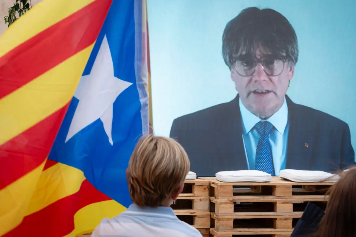 Puigdemont condiciona su voto a Sánchez a la resolución de conflicto catalán