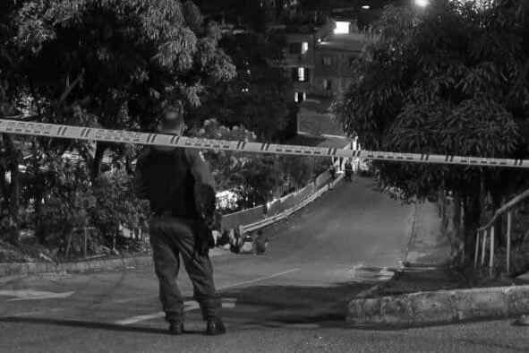 Rafael Enrique Urdaneta González- Joven fue abatido a tiros por sicarios en plena calle del barrio Las Esmeraldas en Medellín