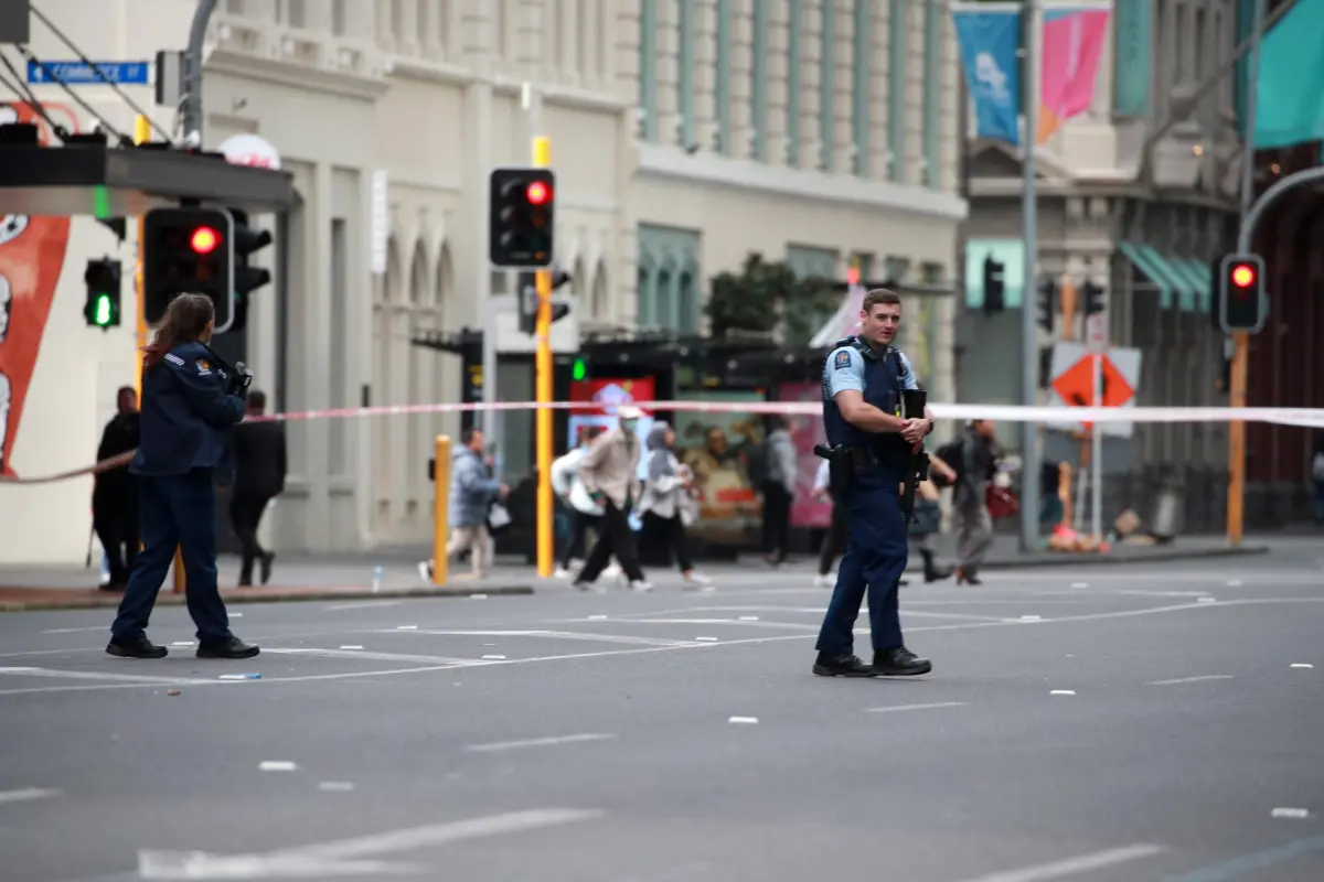 Un tiroteo en Auckland deja al menos tres muertos horas antes de la inauguración del Mundial