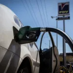 Venezuela pone fin al suministro de combustible gratuito para el sector industrial