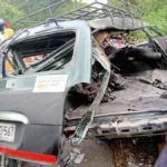 Supertransporte - Cinco personas pierden la vida en choque de buseta y camión en la Troncal del Caribe, en Riohacha