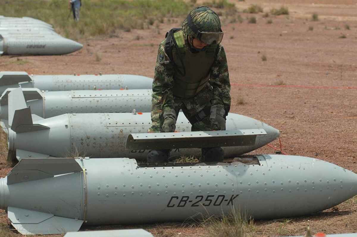 Estados Unidos aprueba el envío de municiones en racimo a Ucrania pese a las críticas