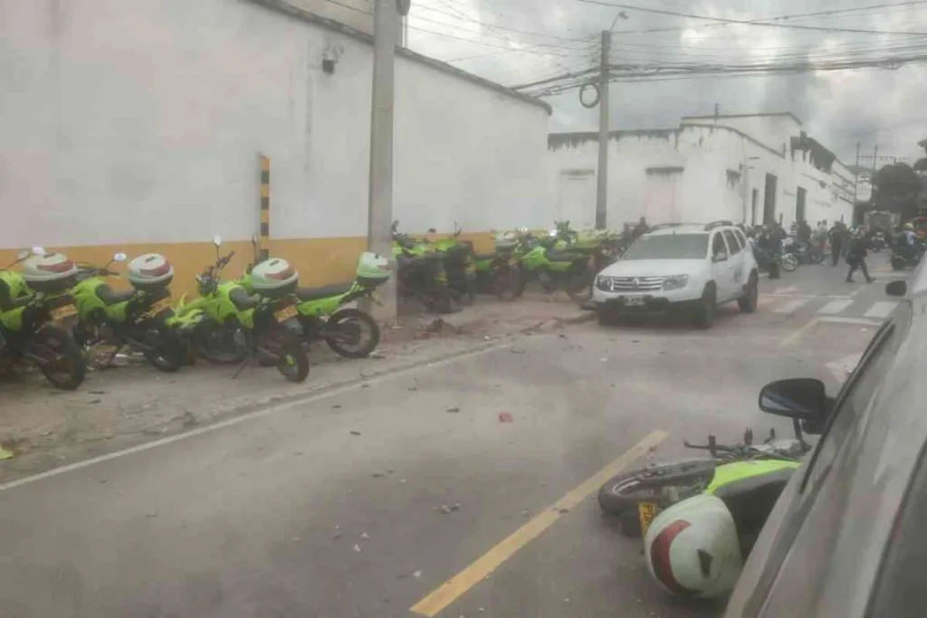 Explosión en estación de Policía La Virgen agrava crisis de orden público en Bucaramanga-atentado estación policía