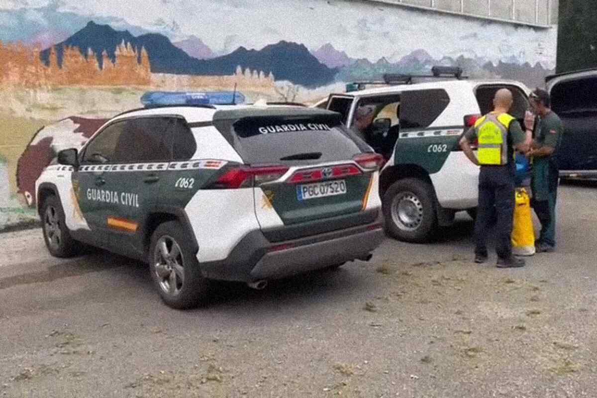 Rescatan el cuerpo sin vida de un espeleólogo francés atrapado por una roca en una cueva de Soba