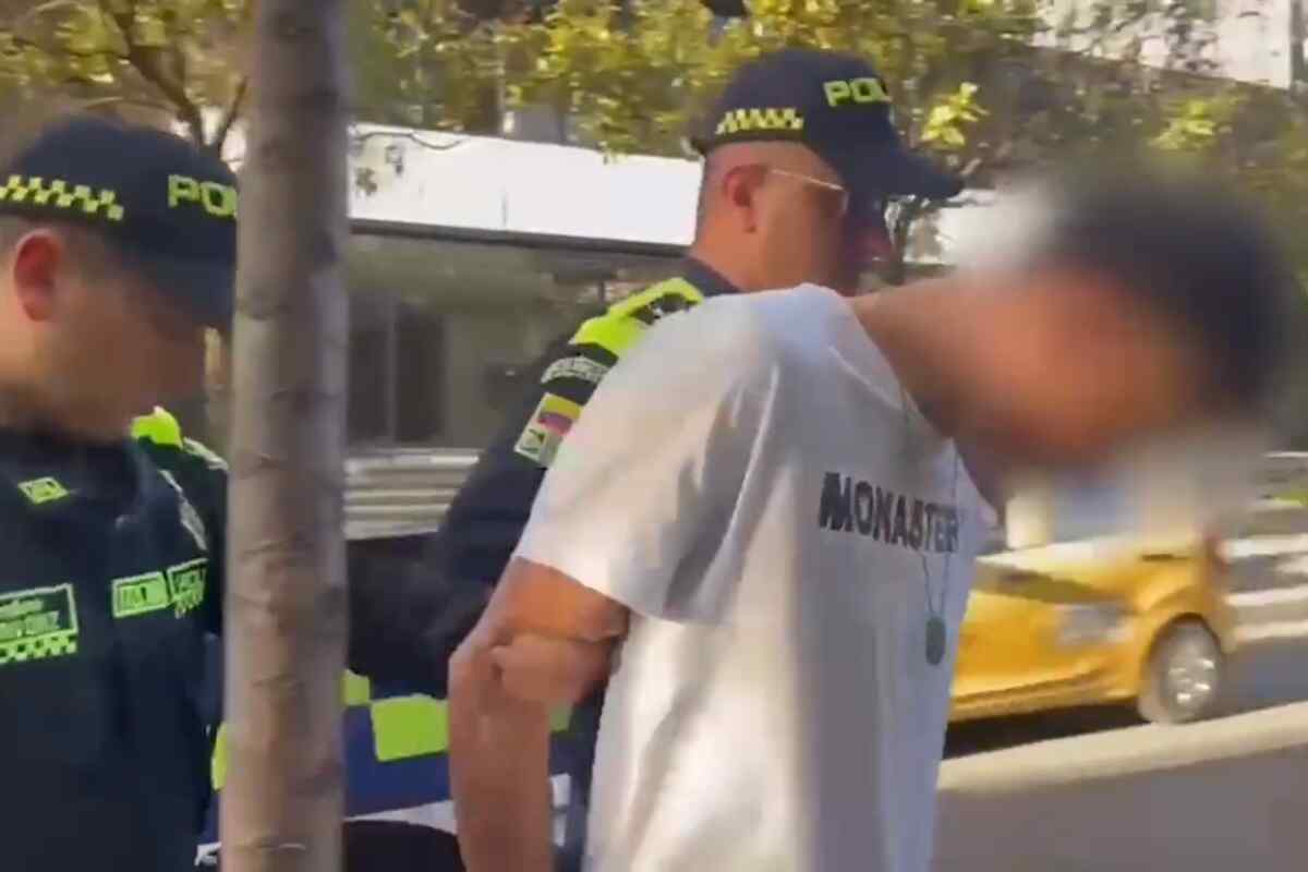 Cae fletero con 176 millones, un arma traumática y un reloj Rólex que robó en Chapinero