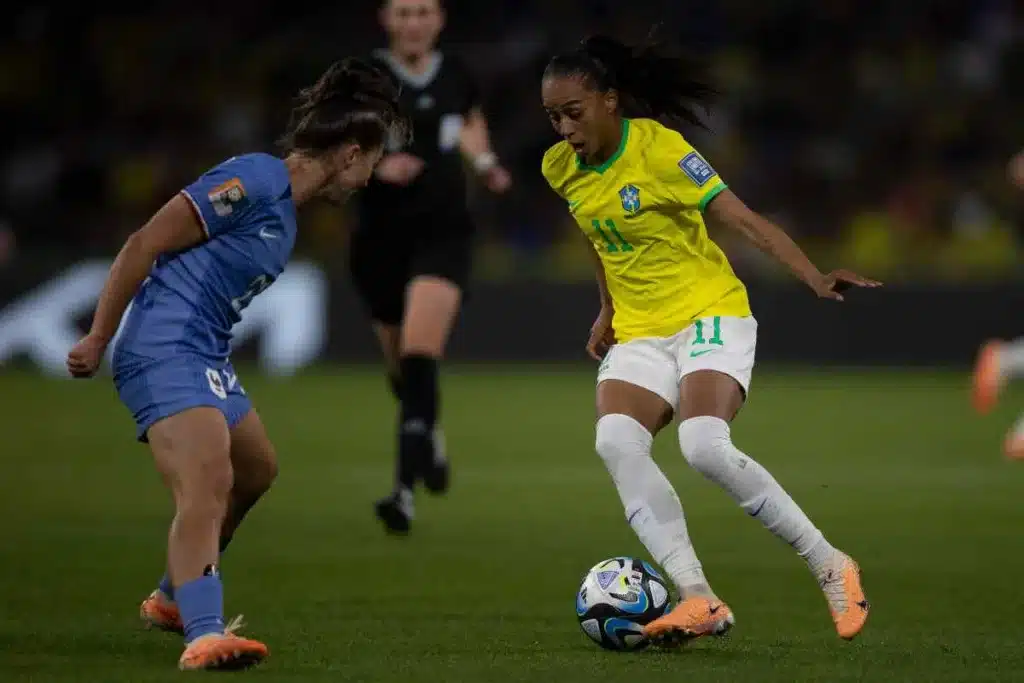 Francia derrota a Brasil con un gol de Renard en el minuto 83 del Mundial Femenino