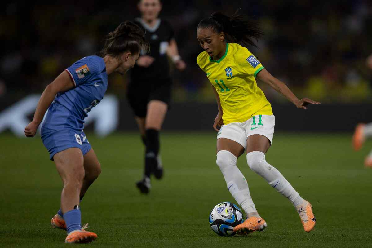 Francia derrota a Brasil con un gol de Renard en el minuto 83 del Mundial Femenino