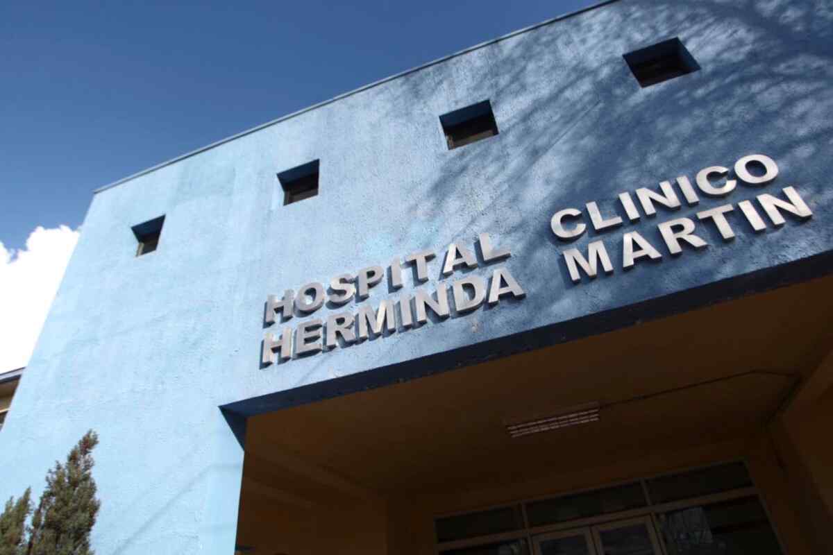 Triste suceso en Chillán: Niña de 12 años muere tras caer desde el quinto piso del hospital