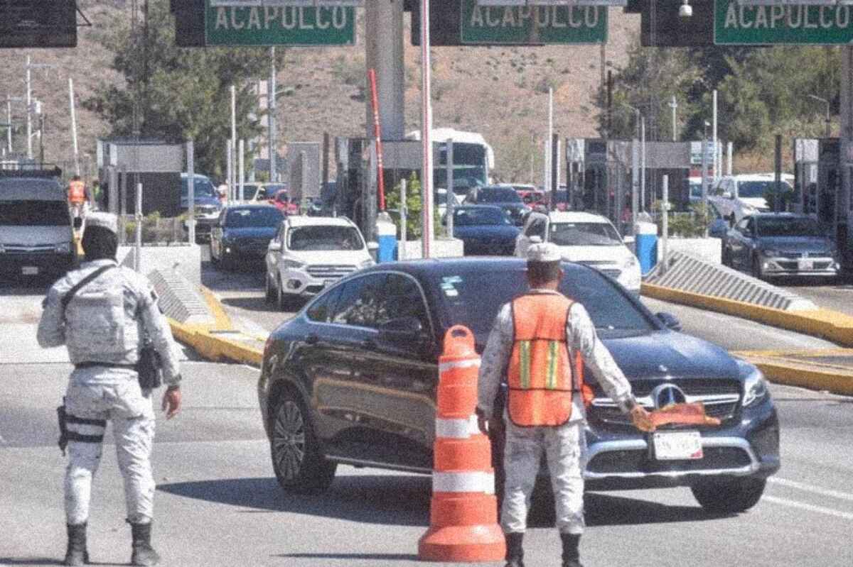 Crimen en la Autopista del Sol: asesinan a empresario o José Fuentes Brito y a su hijo Manuel Fuentes Calvo; hieren a su esposa