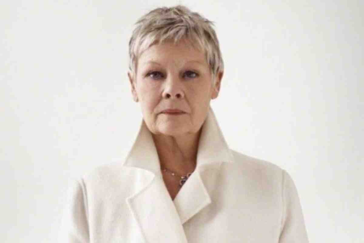 Judi Dench confiesa que ya no puede ver en los sets de filmación