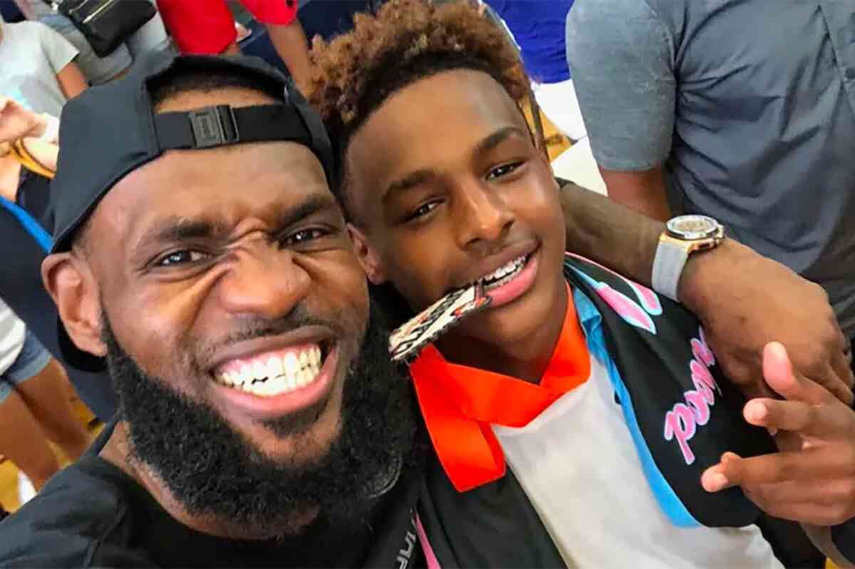 Bronny James, el hijo de LeBron James , tuvo un paro cardíaco