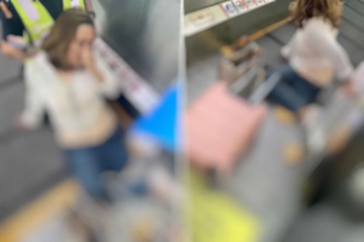 Amputan la pierna a una mujer tras quedar atrapada en una cinta del aeropuerto de Bangkok