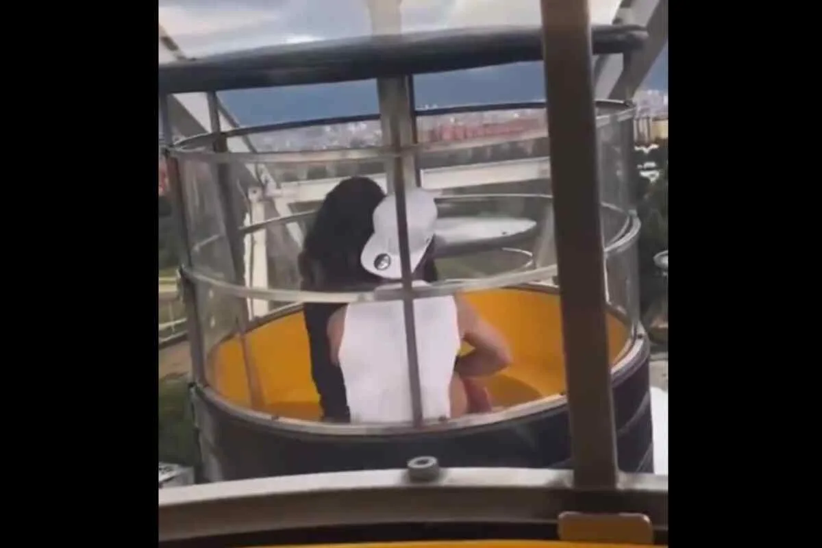 Video: pareja se olvidó de todo y tuvo sexo en la Rueda Capital del Parque Salitre Mágico