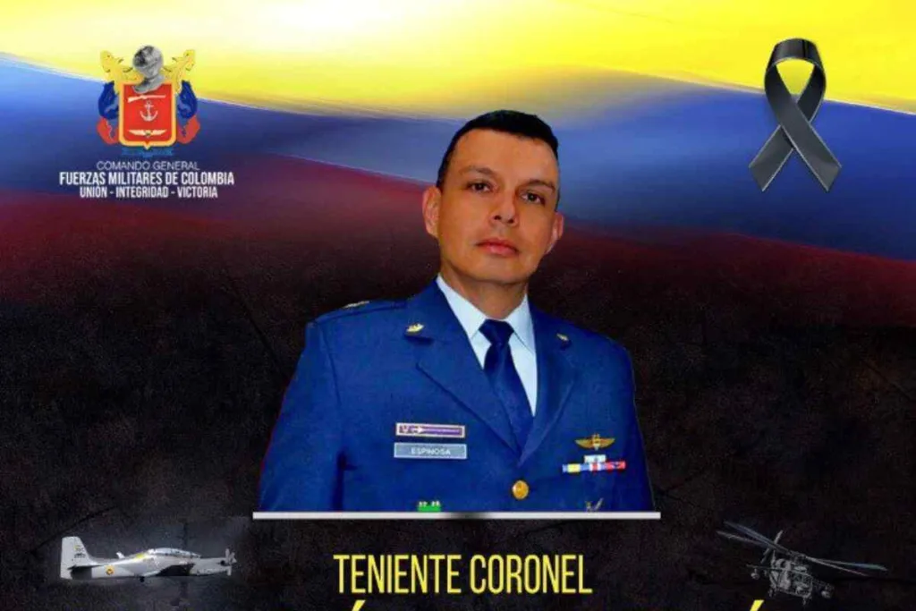  Choque de aviones de la Fuerza Aérea deja un piloto muerto y otro herido en Villavicencio