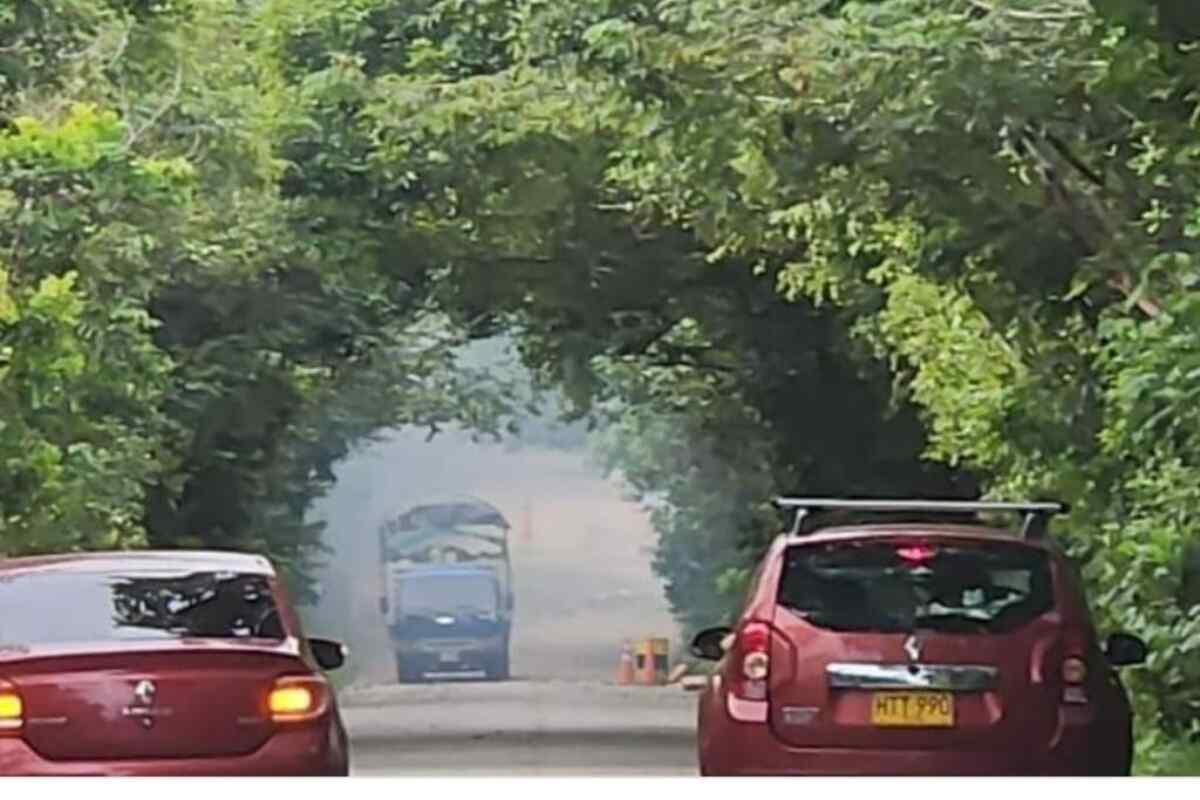 Tame, Arauca: Atentado con carro bomba deja dos civiles muertos y 6 uniformados heridos
