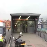 Muere una persona en la estación Hortúa de TransMilenio por un infarto