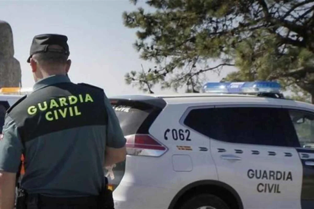 Antella: Hombre asesina a su pareja y luego se suicida frente a su hijo