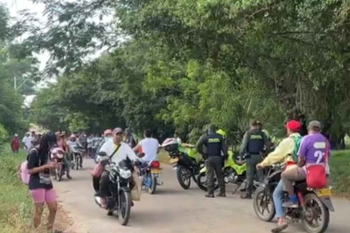 Encuentran cadáver enrollado en hamaca y metido en saco en la vía Sahagún