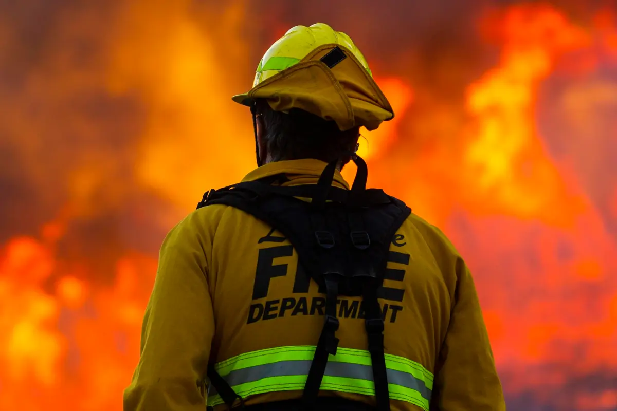 Al menos seis muertos por los incendios forestales de Hawái