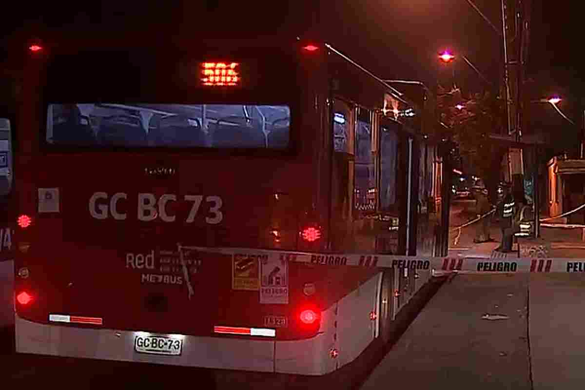 Un hombre solidario perdió la vida al ser apuñalado por asaltantes en un bus de RED