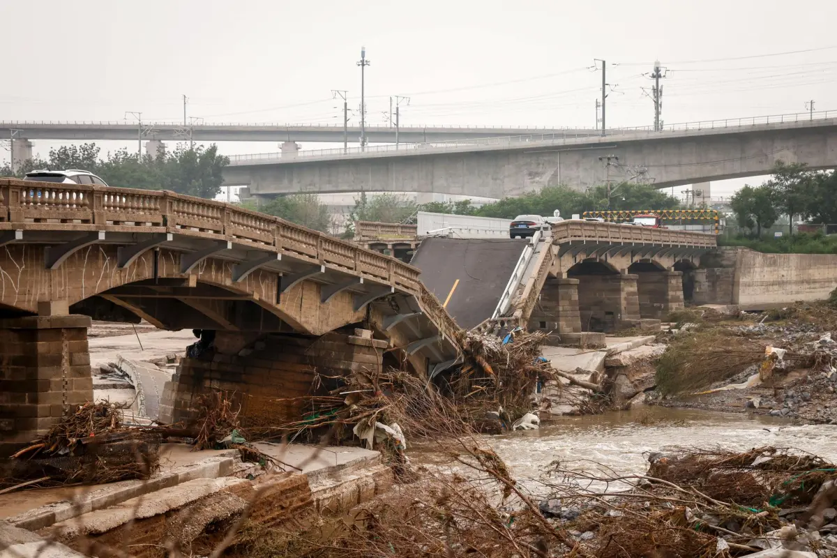 China activa nivel de alerta IV por inundaciones en 13 provincias