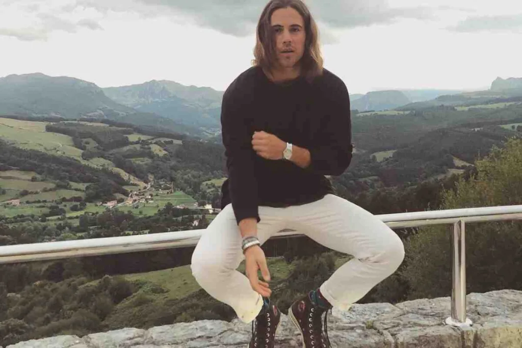 mensajes de Daniel sancho, presunto asesino del medico cirujano colombiano Edwin arrieta Arteaga en una isla de tailandia