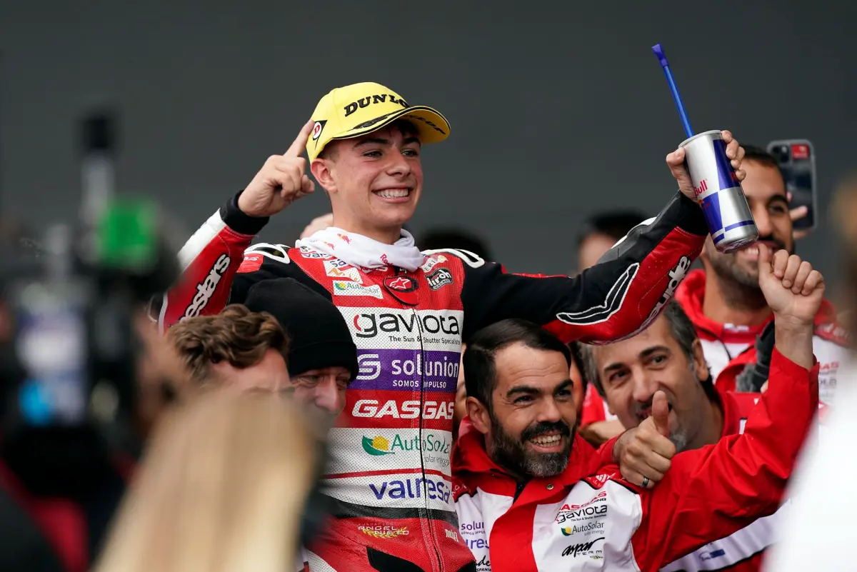 David Alonso da el primer triunfo en el mundial a Colombia