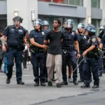 Detenido un streamer que causó caos en Nueva York al prometer consolas gratis
