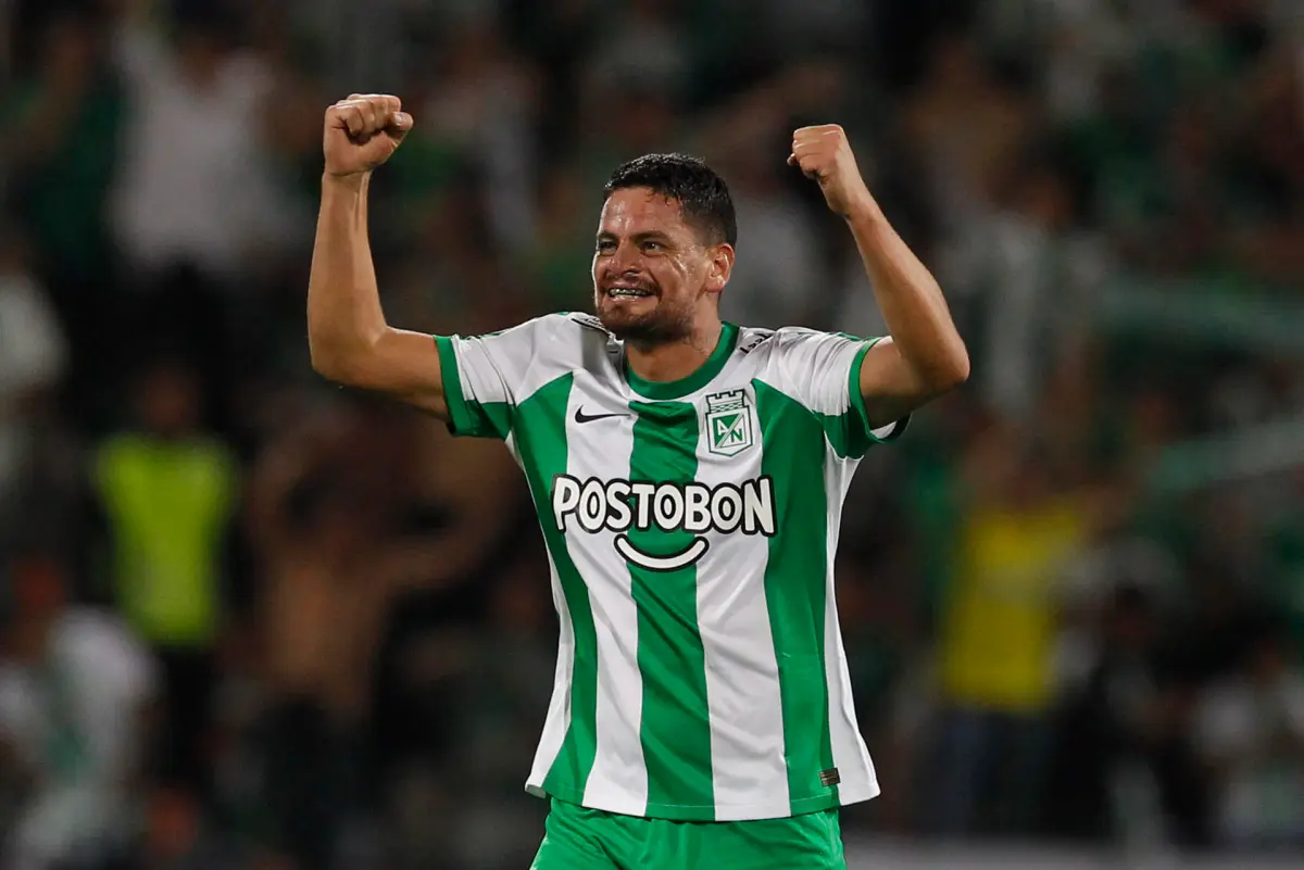 Doblete del uruguayo Cantera da triunfo al Atlético Nacional sobre Racing