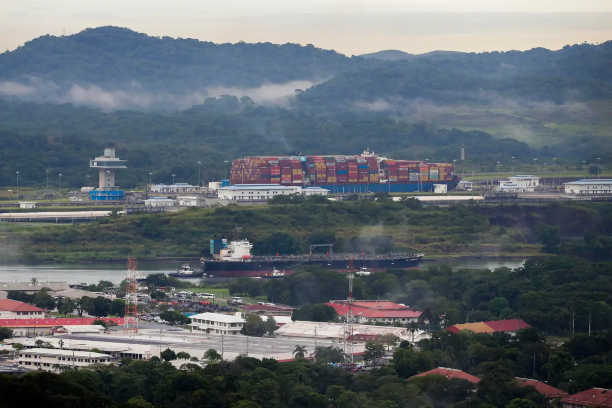 Panamá Desmiente a Gustavo Petro: El Canal Interoceánico Permanece Abierto para el Comercio Mundial