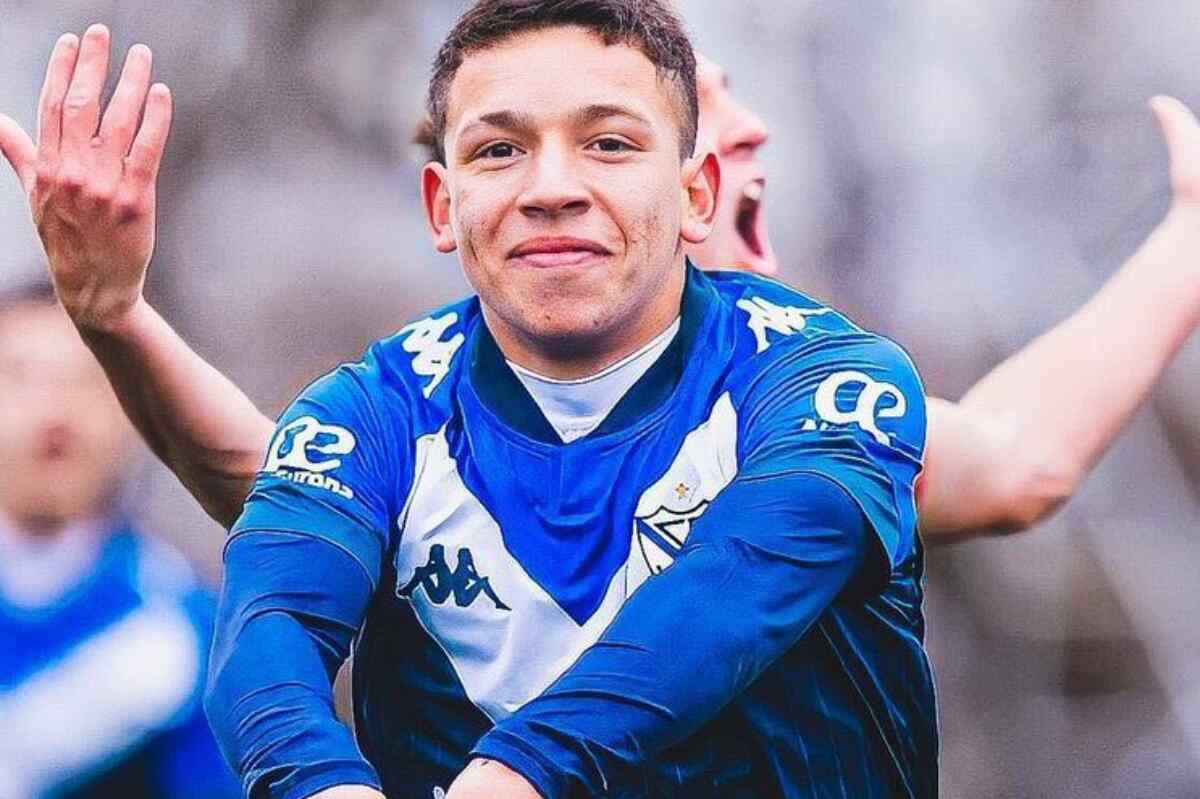 Vélez: La dramática historia de Prestianni, el jugador que sufrió violencia y amenaza por parte de la barra