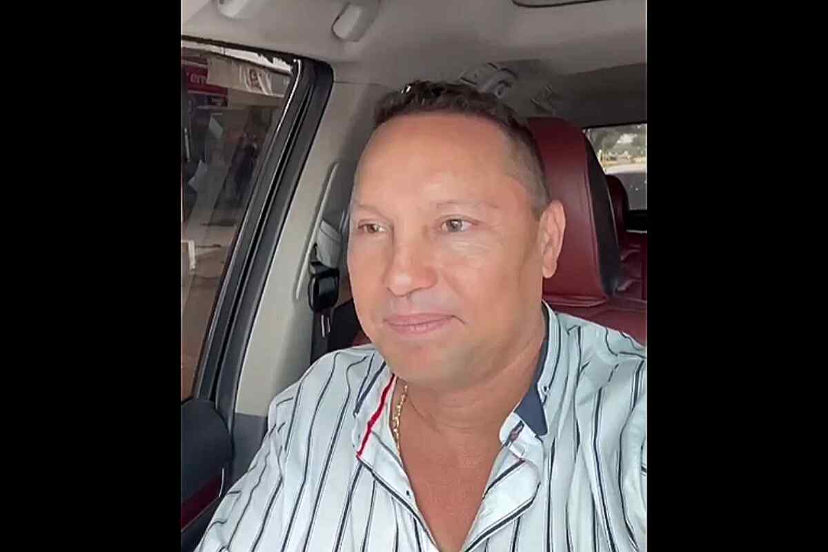 "Este país está vuelto mierda...": el desesperado mensaje de Giovanny Ayala tras ser asaltado por cuatro sujetos en motocicleta en Medellín