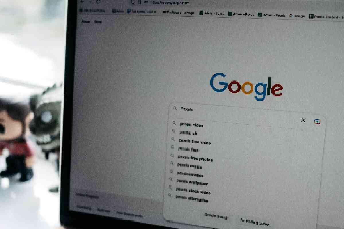 Google Search lanza Corrector Gramatical Potenciado por IA