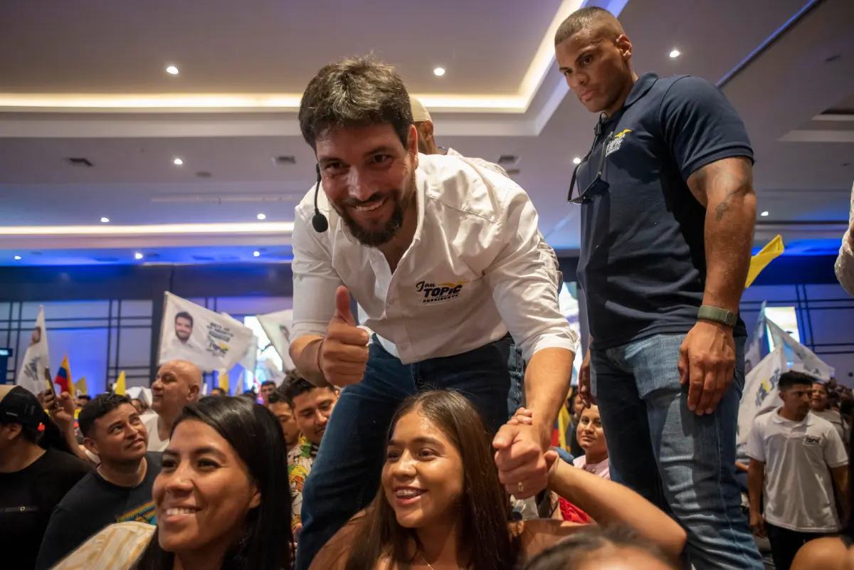 Jan Topic llama a votar para recuperar a un Ecuador sumido en la inseguridad