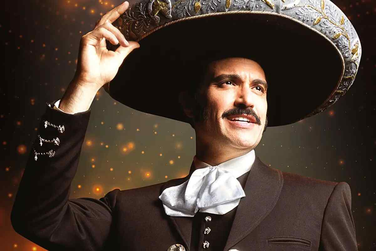 La historia y vida del ídolo Vicente Fernández llega al público general en México