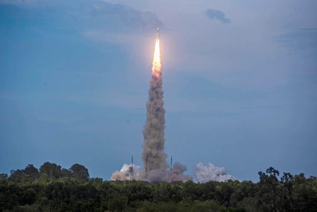La misión espacial de la India entra en su última fase con la separación del aterrizador