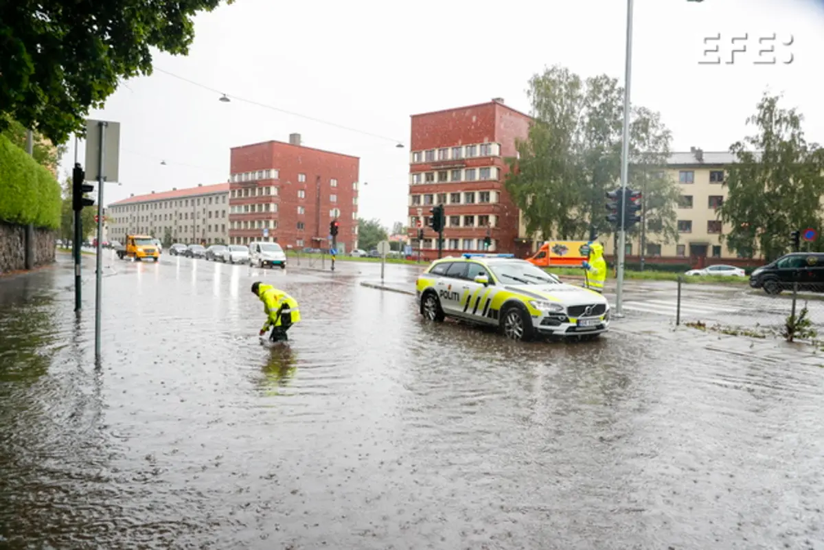Las tormentas en el norte de Europa dejan dos muertos y estragos materiales en el Báltico