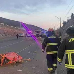 Tres adultos mueren y dos niños quedan heridos tras chocar contra muro de regadío en Huasco