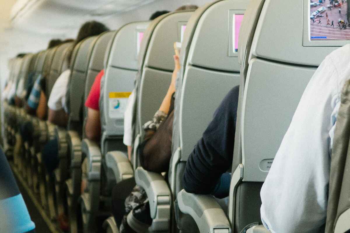 Expertos en vuelos revelan los asientos más seguros en un avión- Cómo afecta el cambio de tarifas de Avianca a los clientes: ventajas y desventajas de cada opción