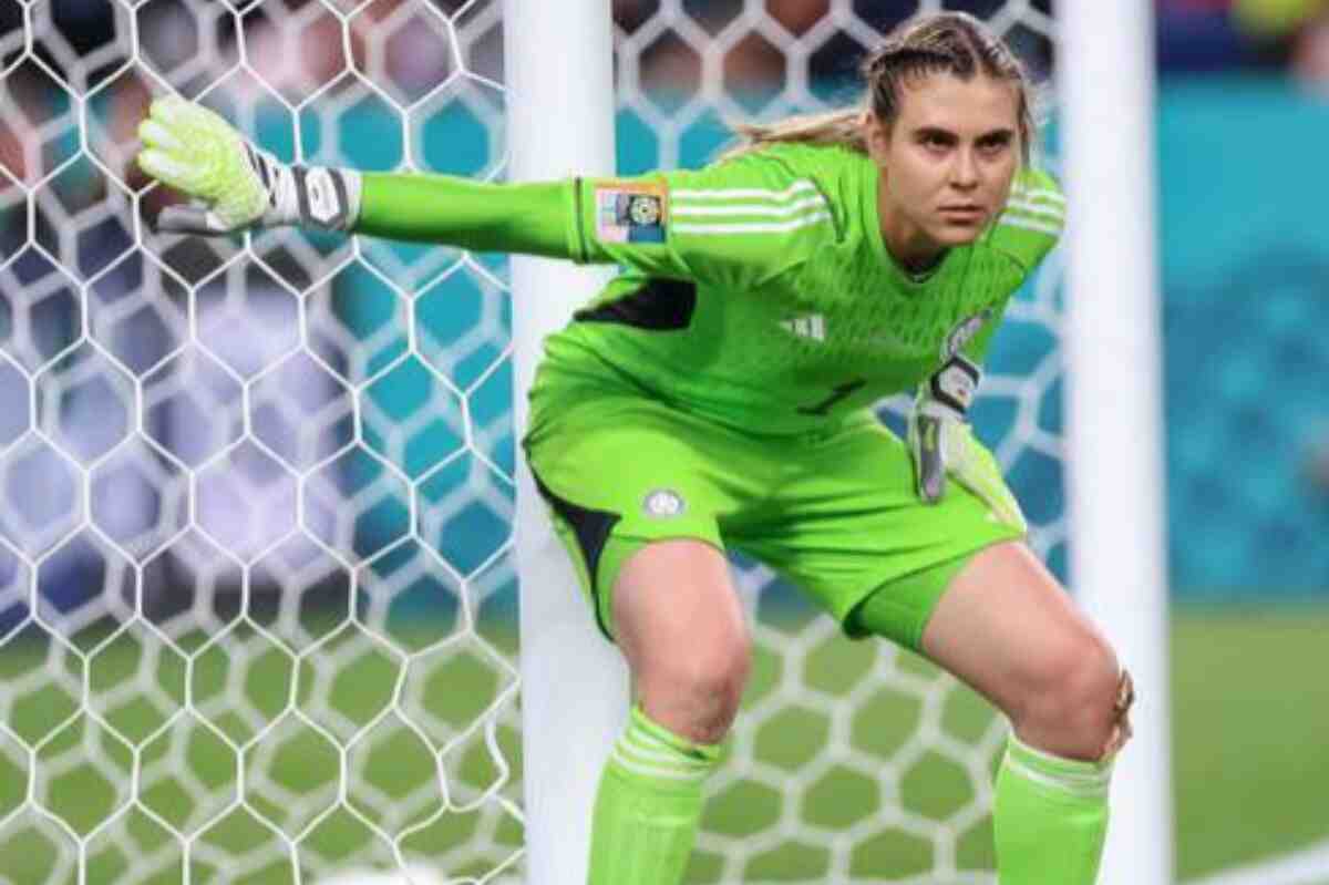 Catalina Pérez, la portera de Colombia jugó con una infección en el ojo y cometió un error fatal ante Inglaterra en el mundial femenino