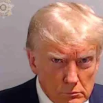 Así luce Donald Trump en la Fotografía de su Inusual Arresto en Cárcel de Atlanta