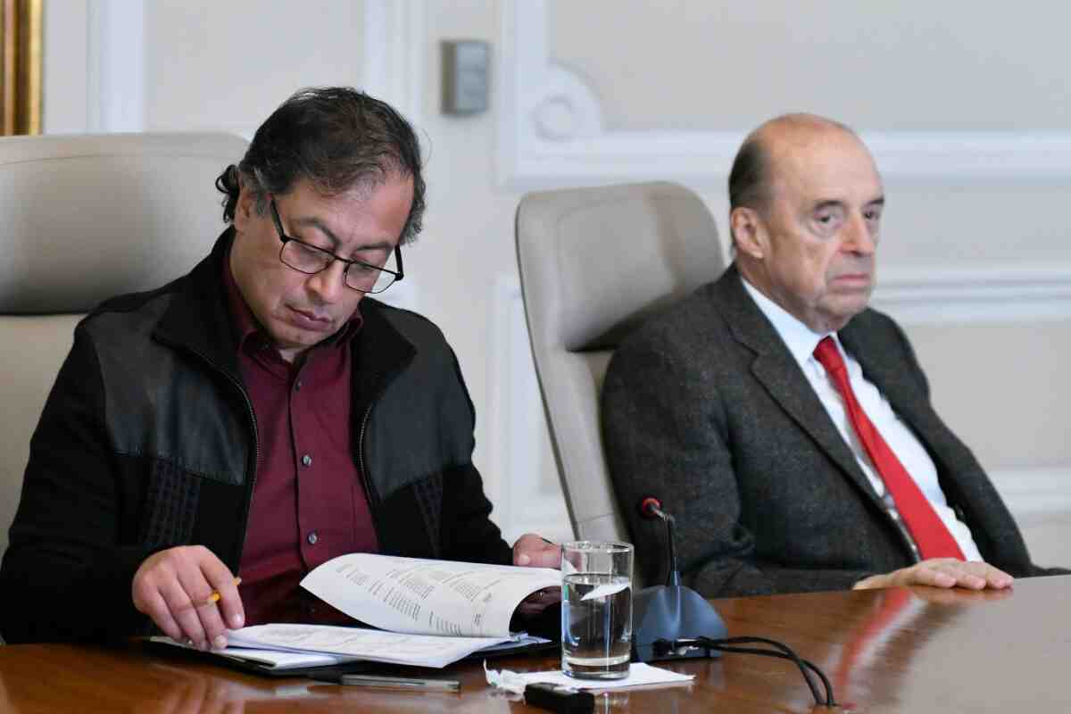 Tres mujeres integran la terna de Petro para la elección del nuevo Fiscal General de la Nación